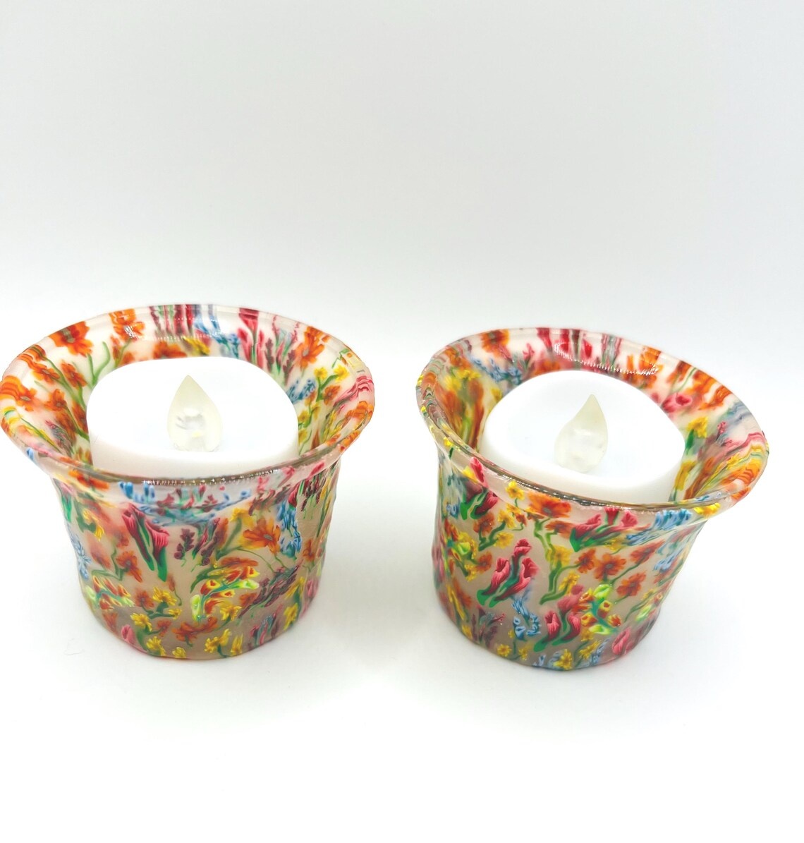 Tealight holder